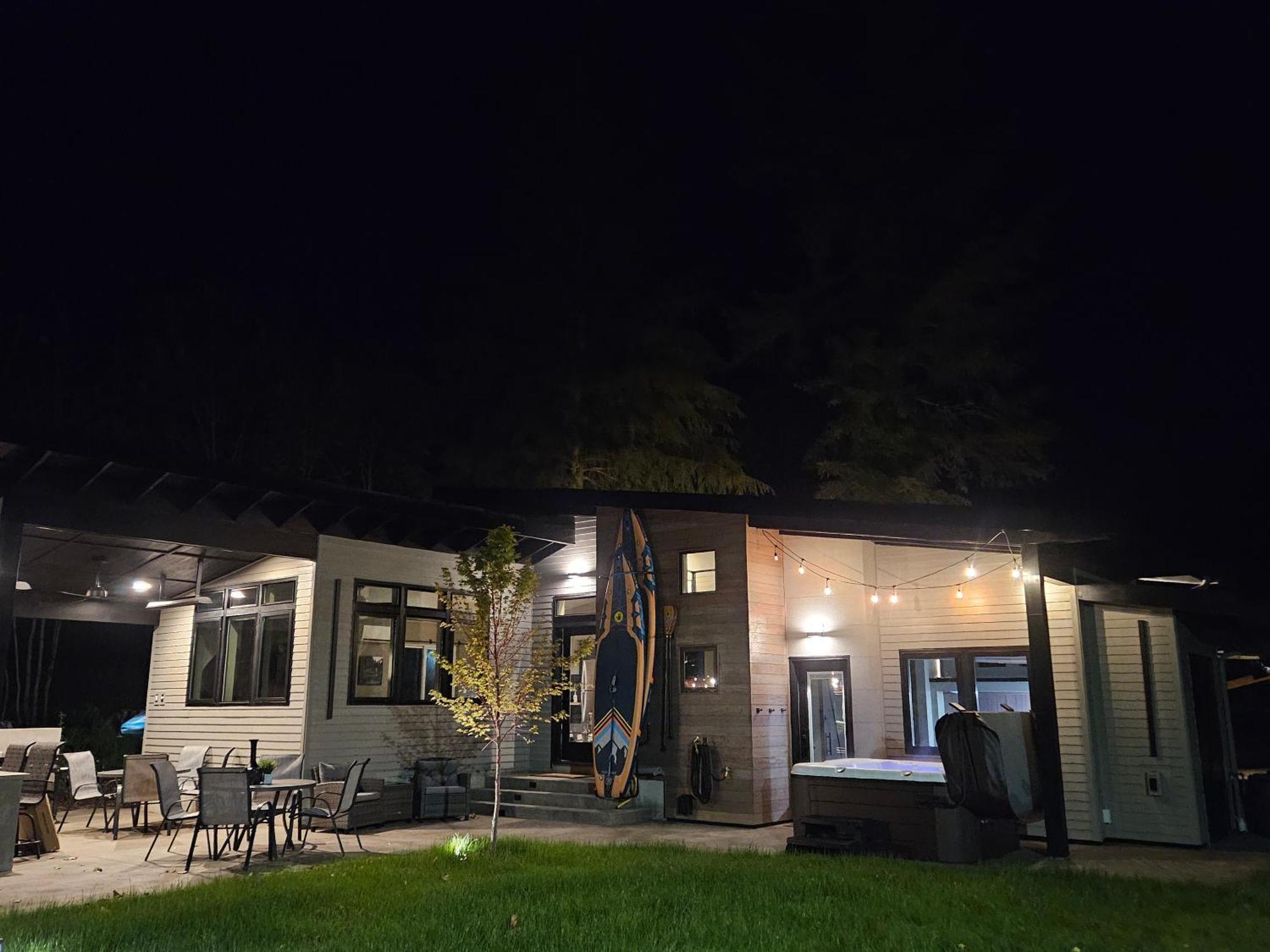 Luxe Lake Cabin Hot Tub Grill Firepit Ev Charger Onalaska Dış mekan fotoğraf